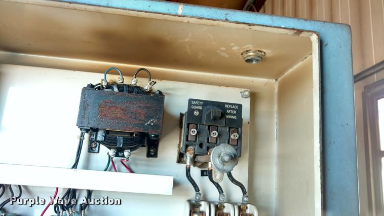 image for item DB0996 1973 American Wyle Company lathe