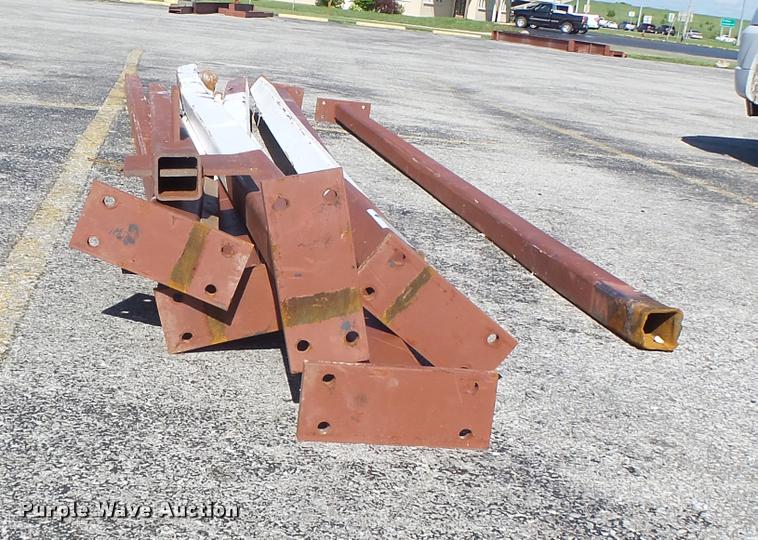 image for item DB1324 Steel building frame