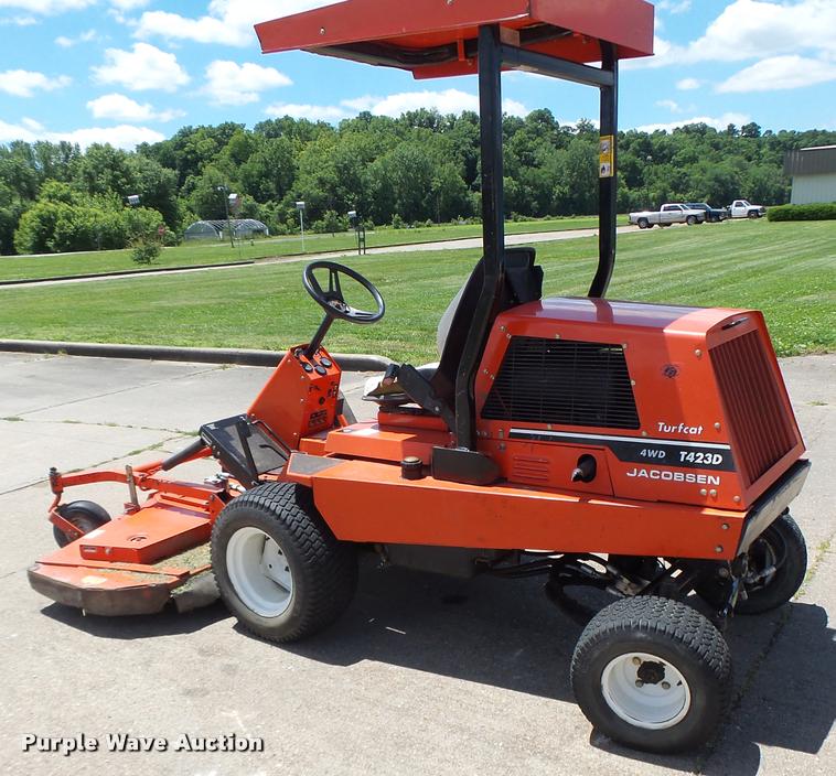 image for item DB1341 Jacobsen T423D Turfcat lawn mower
