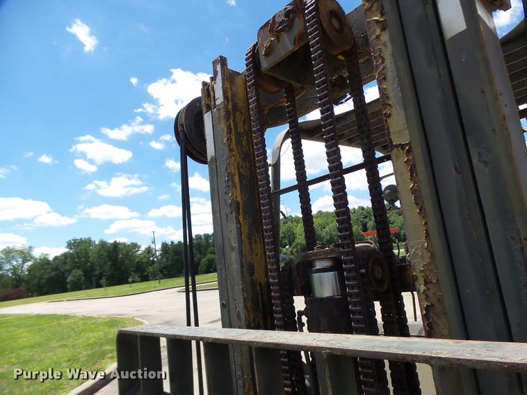 image for item DB1342 Hyster forklift