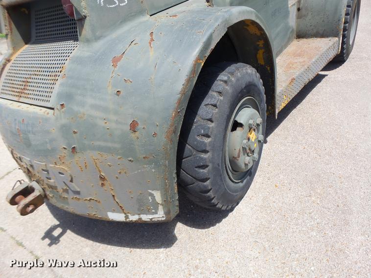 image for item DB1342 Hyster forklift