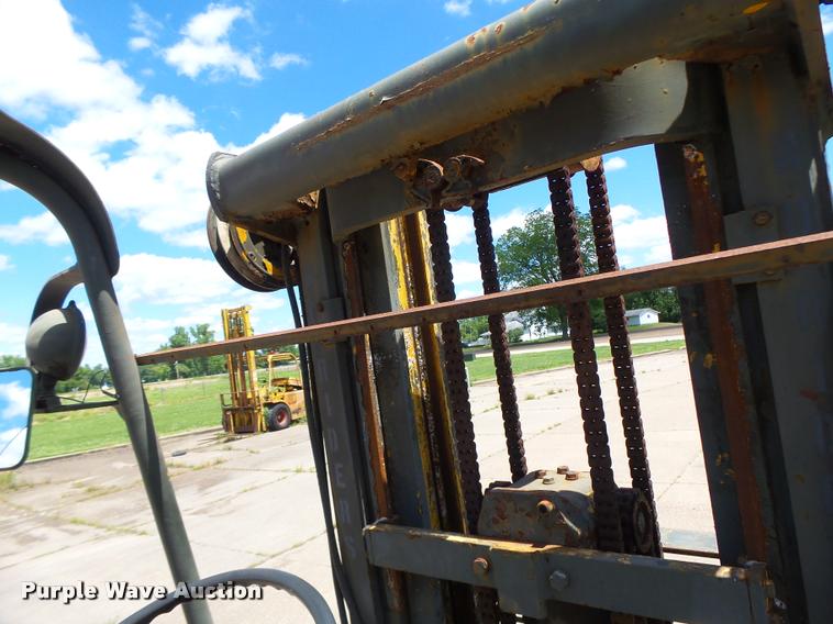 image for item DB1342 Hyster forklift