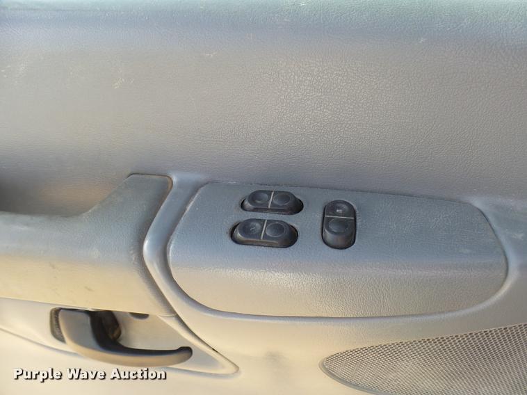 image for item DB2456 2005 Ford Econoline E350 Extended van