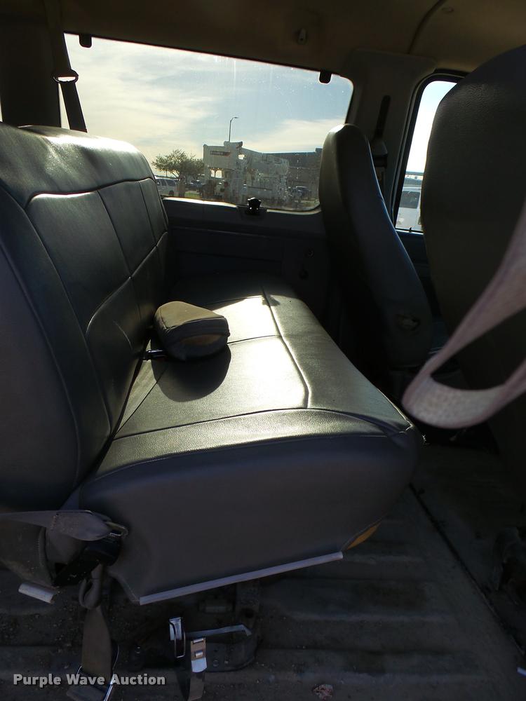 image for item DB2456 2005 Ford Econoline E350 Extended van