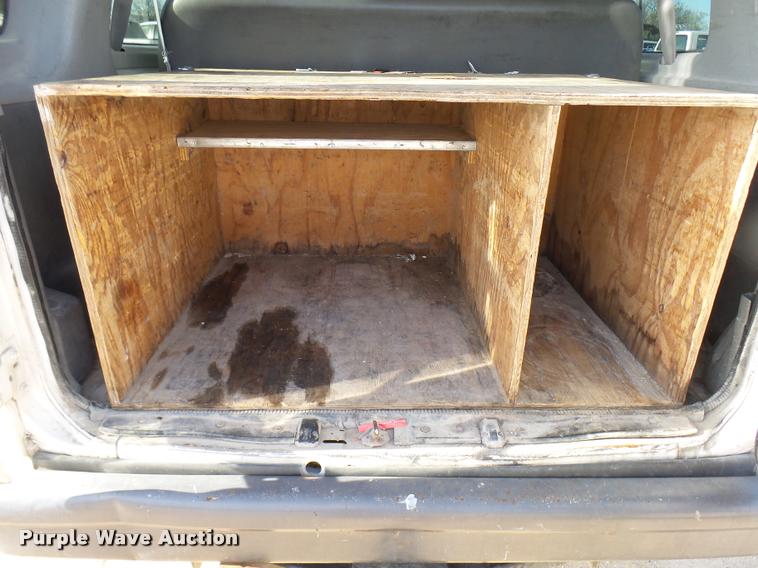 image for item DB2456 2005 Ford Econoline E350 Extended van