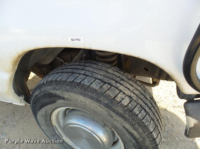 image for item DB2456 2005 Ford Econoline E350 Extended van