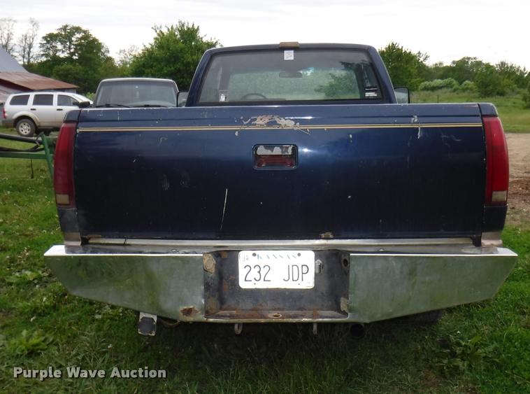 image for item DB3949 1989 Chevrolet 1500 Scottsdale Ext. Cab pickup truck