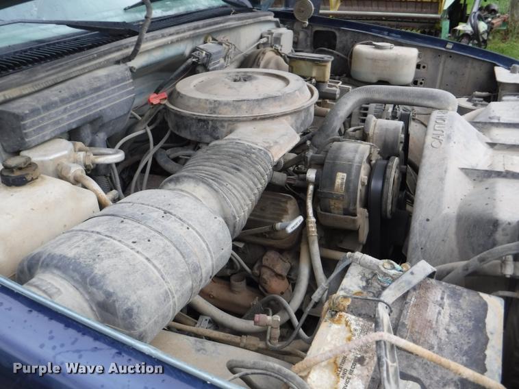 image for item DB3949 1989 Chevrolet 1500 Scottsdale Ext. Cab pickup truck