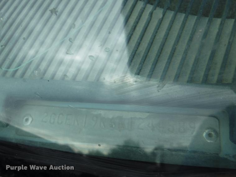 image for item DB3949 1989 Chevrolet 1500 Scottsdale Ext. Cab pickup truck