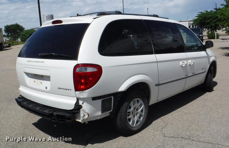 image for item DB3998 2001 Dodge Grand Caravan Sport van