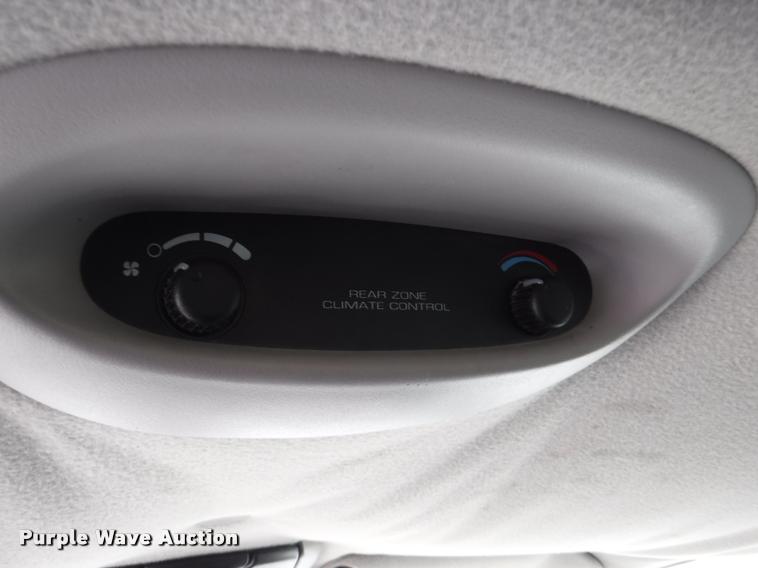 image for item DB3998 2001 Dodge Grand Caravan Sport van