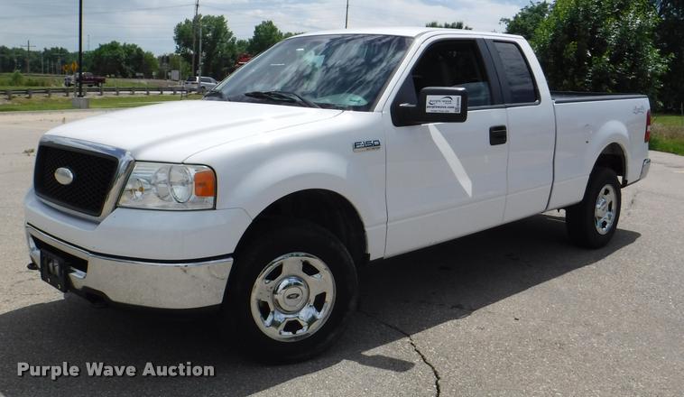 image for item DB3999 2007 Ford F150 XLT SuperCab pickup truck