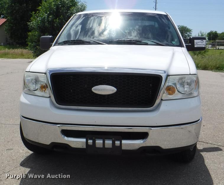 image for item DB3999 2007 Ford F150 XLT SuperCab pickup truck