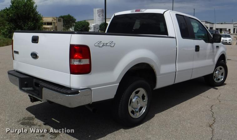 image for item DB3999 2007 Ford F150 XLT SuperCab pickup truck