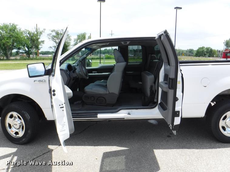 image for item DB3999 2007 Ford F150 XLT SuperCab pickup truck