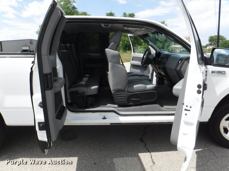 image for item DB3999 2007 Ford F150 XLT SuperCab pickup truck