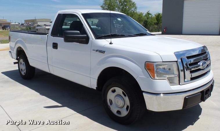 image for item DB4742 2009 Ford F150 XL pickup truck