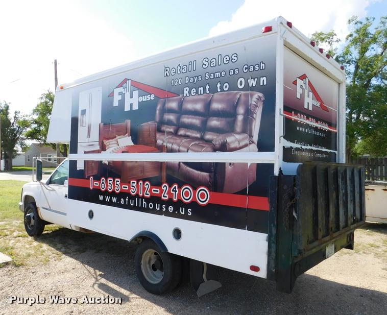 image for item DB9488 1999 Chevrolet 3500 box truck
