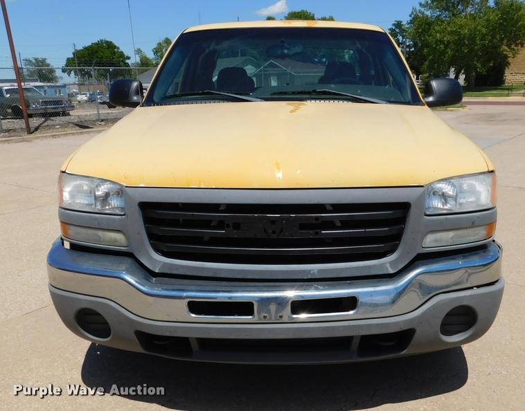 image for item DB9491 2006 GMC Sierra 1500 Ext. Cab pickup truck