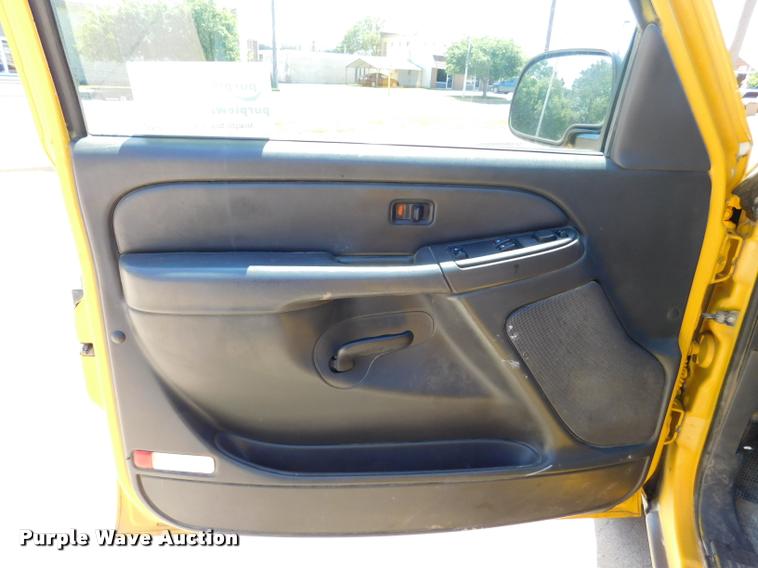 image for item DB9491 2006 GMC Sierra 1500 Ext. Cab pickup truck