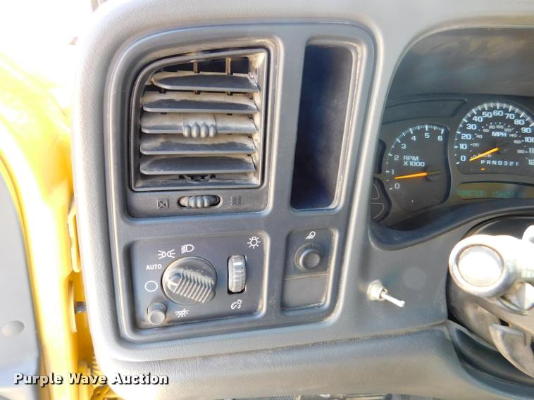 image for item DB9491 2006 GMC Sierra 1500 Ext. Cab pickup truck