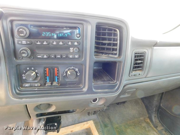 image for item DB9491 2006 GMC Sierra 1500 Ext. Cab pickup truck