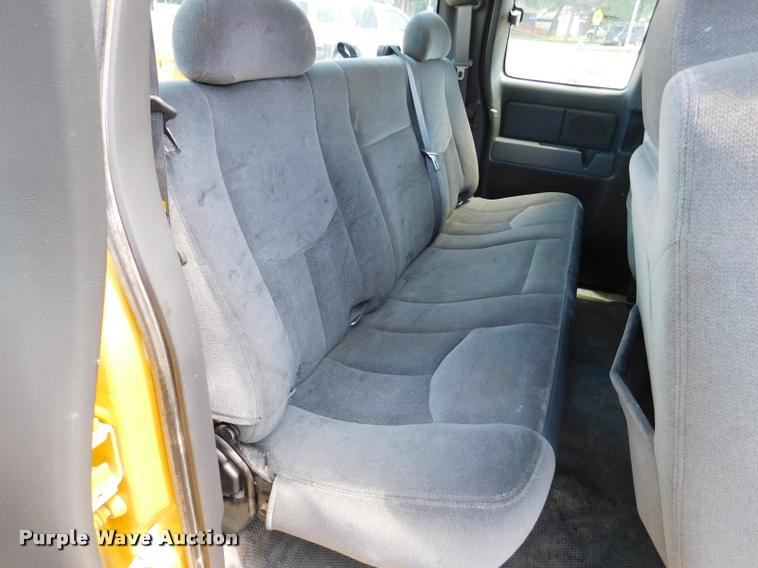 image for item DB9491 2006 GMC Sierra 1500 Ext. Cab pickup truck