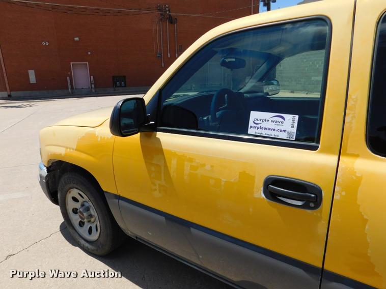 image for item DB9491 2006 GMC Sierra 1500 Ext. Cab pickup truck