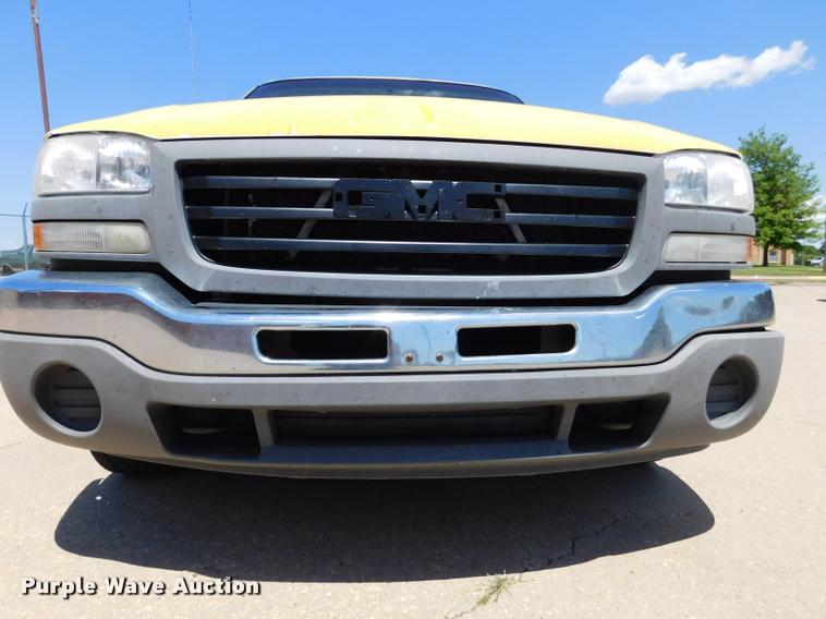 image for item DB9491 2006 GMC Sierra 1500 Ext. Cab pickup truck