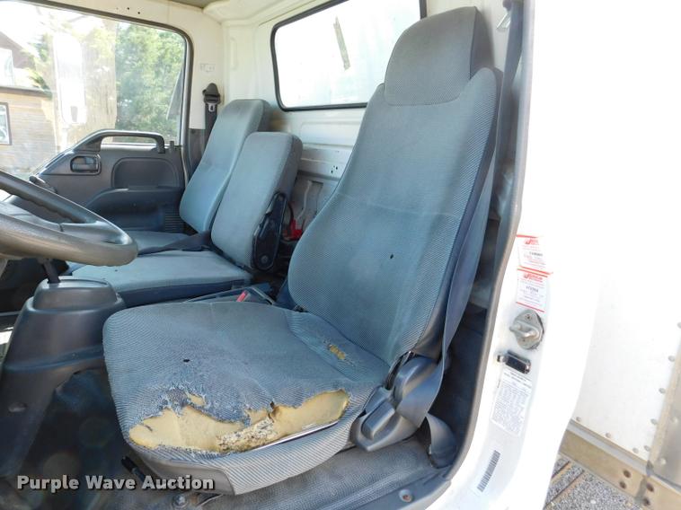 image for item DB9492 1998 Chevrolet W3500 box truck