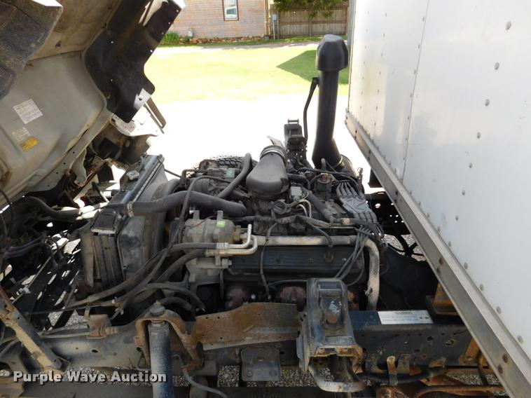 image for item DB9492 1998 Chevrolet W3500 box truck