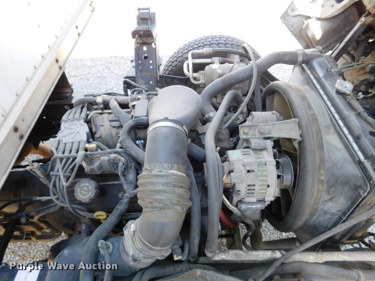 image for item DB9492 1998 Chevrolet W3500 box truck