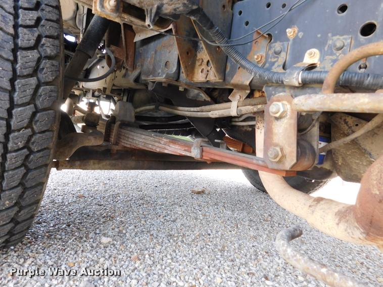 image for item DB9492 1998 Chevrolet W3500 box truck