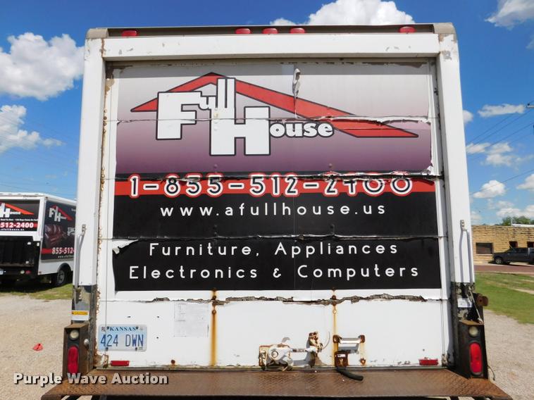 image for item DB9492 1998 Chevrolet W3500 box truck