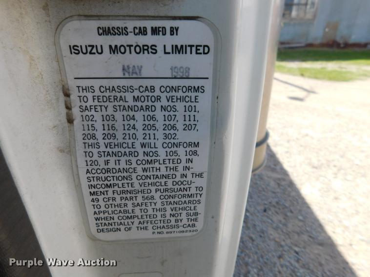 image for item DB9492 1998 Chevrolet W3500 box truck