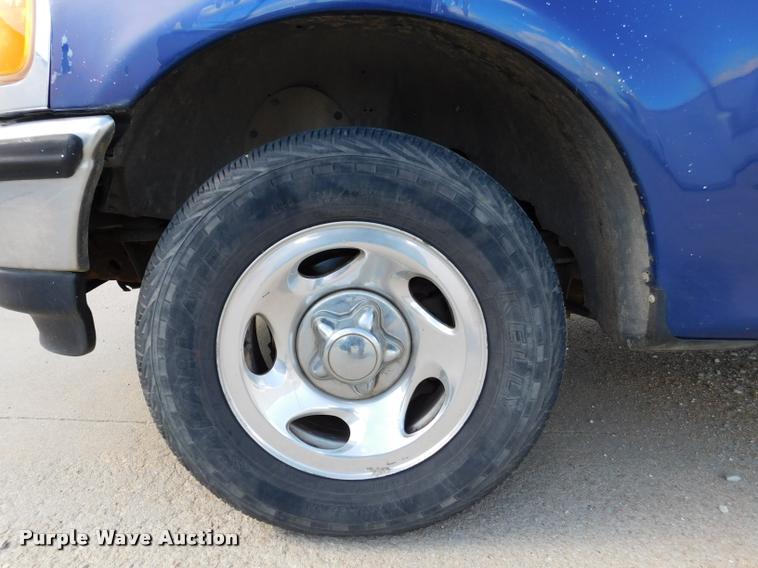 image for item DB9493 1998 Ford F150 SuperCab pickup truck