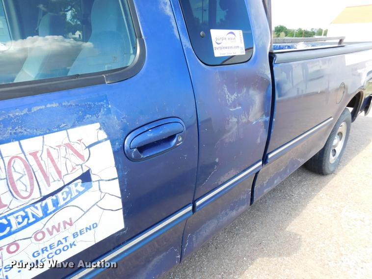 image for item DB9493 1998 Ford F150 SuperCab pickup truck