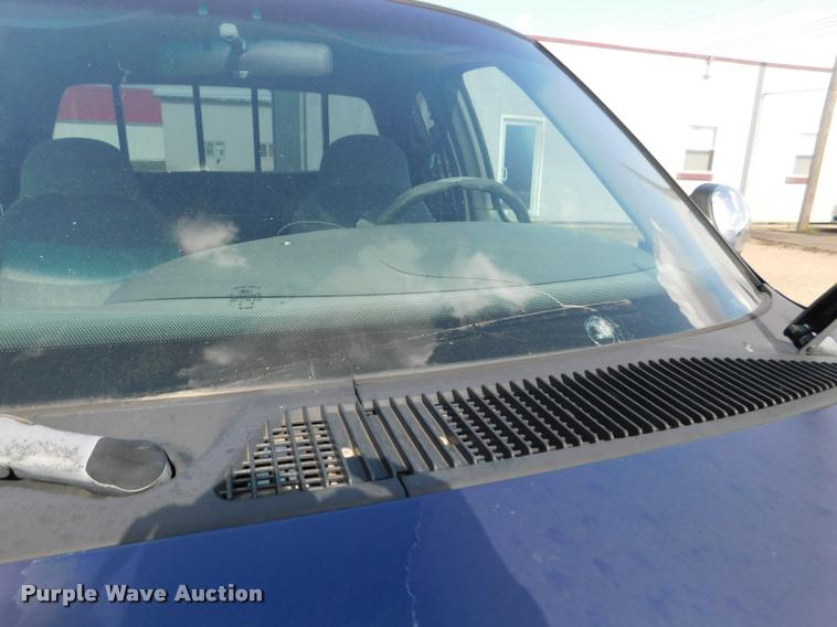 image for item DB9493 1998 Ford F150 SuperCab pickup truck