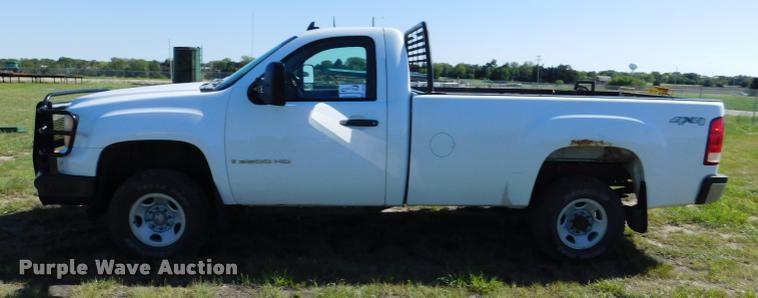 image for item DB9494 2008 GMC Sierra 2500HD pickup truck