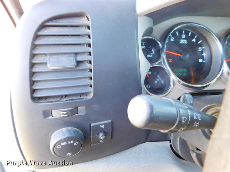 image for item DB9494 2008 GMC Sierra 2500HD pickup truck