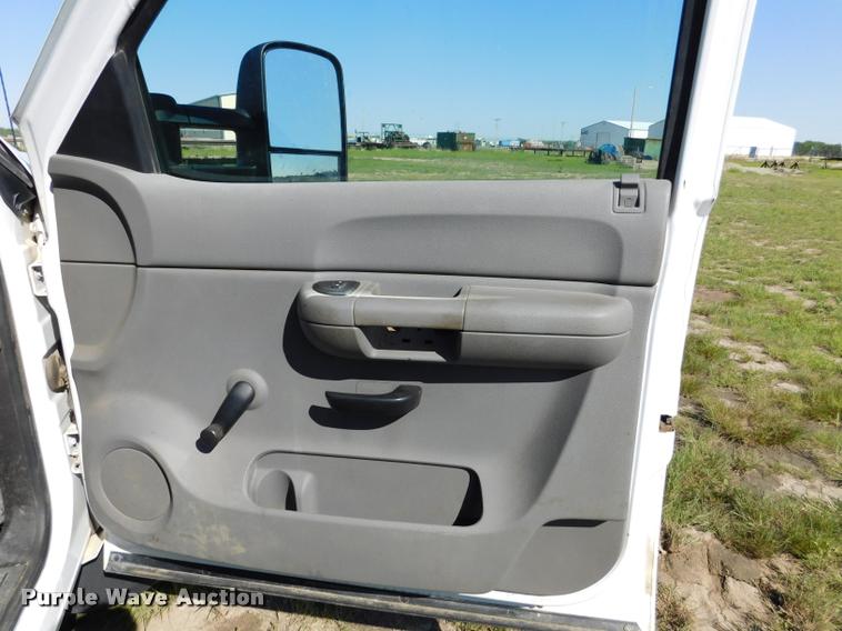 image for item DB9494 2008 GMC Sierra 2500HD pickup truck