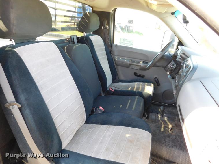 image for item DB9494 2008 GMC Sierra 2500HD pickup truck