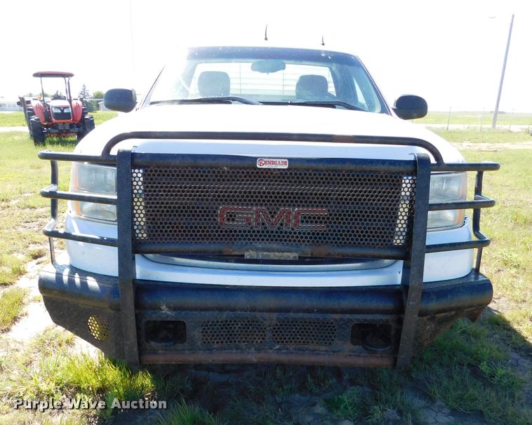 image for item DB9495 2009 GMC Sierra 2500HD pickup truck