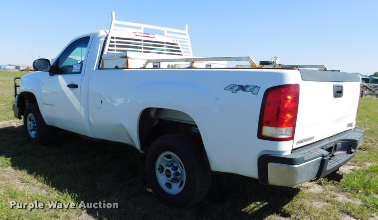 image for item DB9495 2009 GMC Sierra 2500HD pickup truck