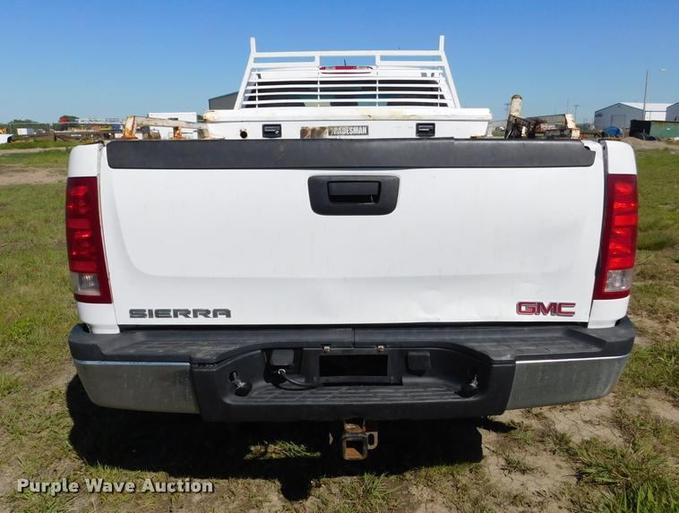 image for item DB9495 2009 GMC Sierra 2500HD pickup truck
