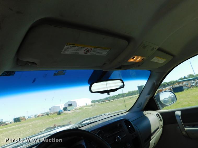 image for item DB9495 2009 GMC Sierra 2500HD pickup truck