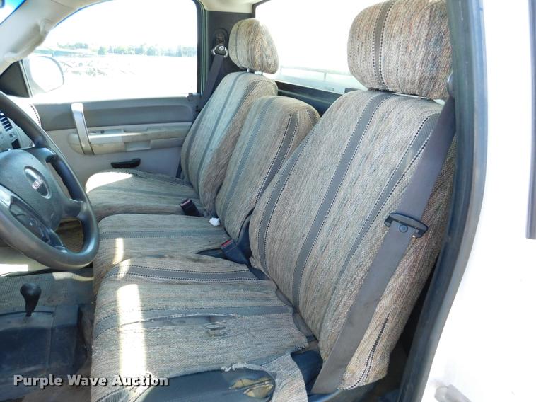 image for item DB9495 2009 GMC Sierra 2500HD pickup truck