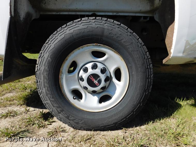 image for item DB9495 2009 GMC Sierra 2500HD pickup truck