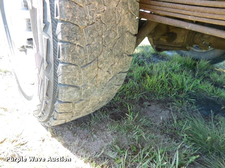 image for item DB9495 2009 GMC Sierra 2500HD pickup truck