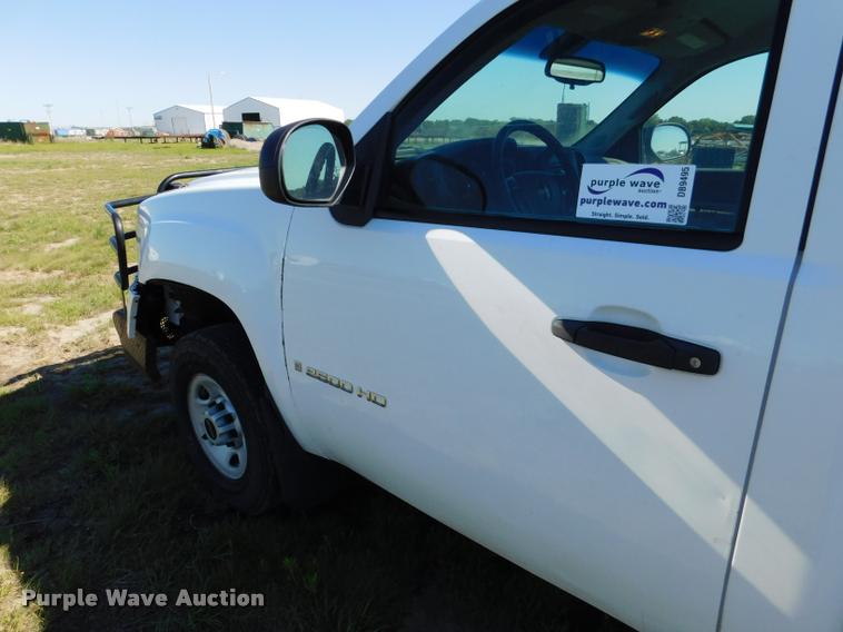 image for item DB9495 2009 GMC Sierra 2500HD pickup truck